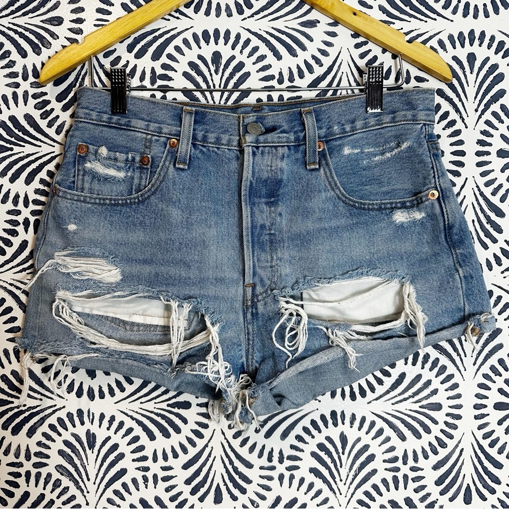 Levi’s 501 Premium Cotton Button Fly Distressed Cut Off Denim Short Shorts